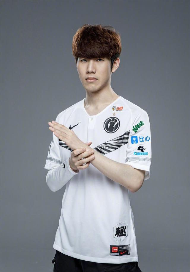 上似乎放松 上似乎放松