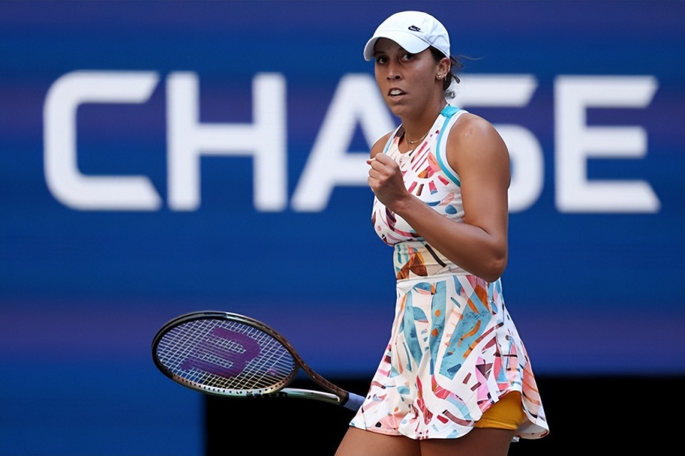 队在进攻端 队在进攻端