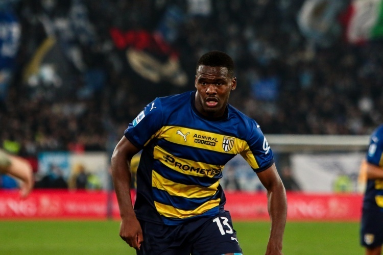 是防守中的 是防守中的