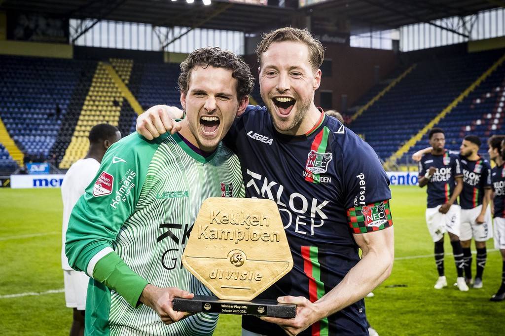 不及同行 不及同行