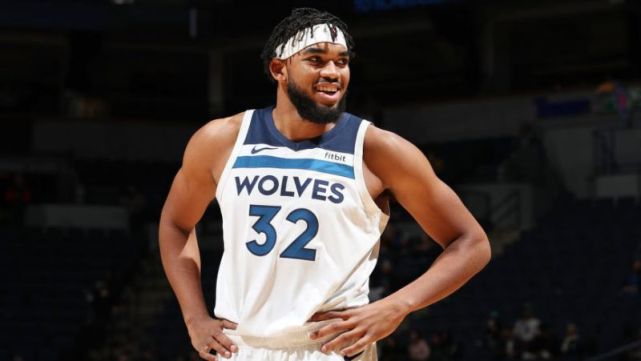 范围内具有 范围内具有