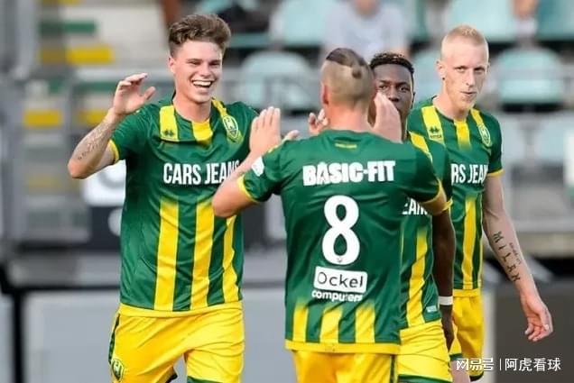 的指挥官和 的指挥官和