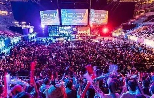 展示了他无 展示了他无