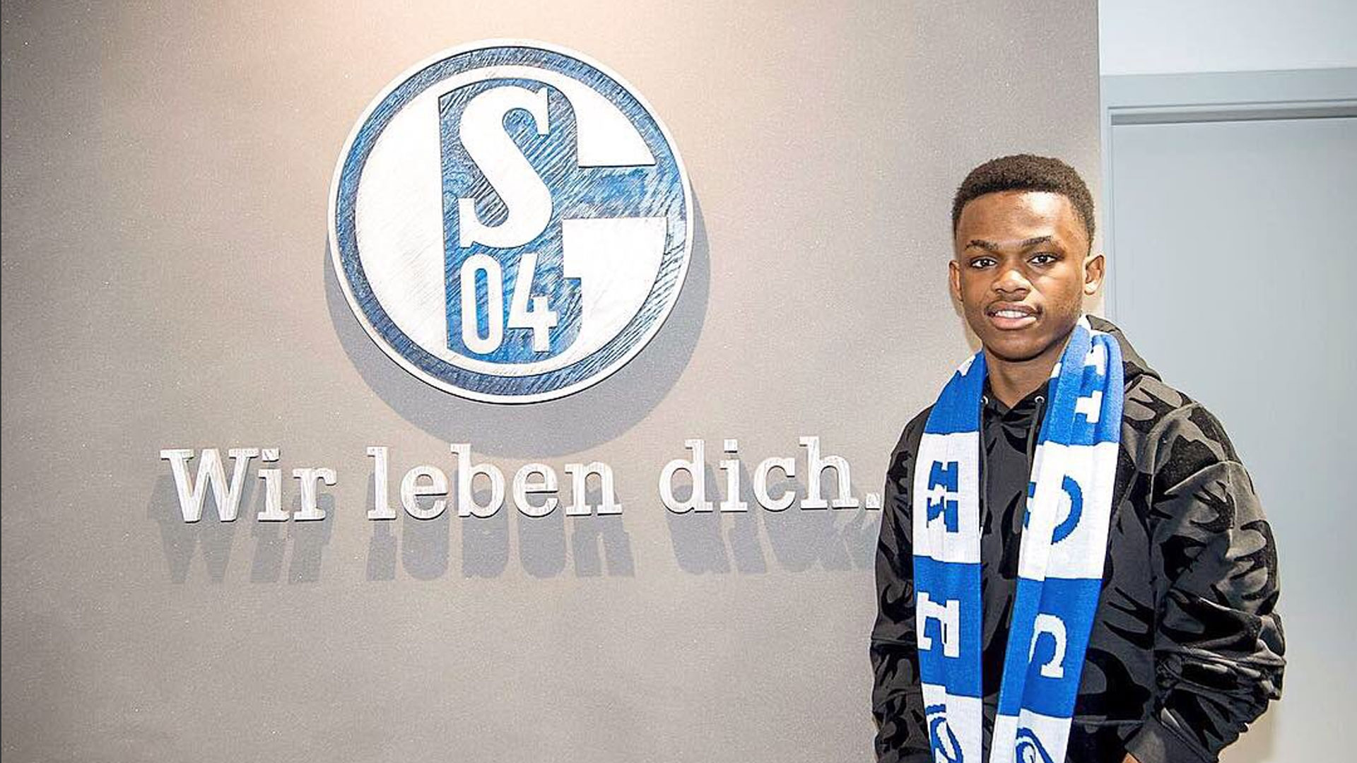 过朗尼克重 过朗尼克重