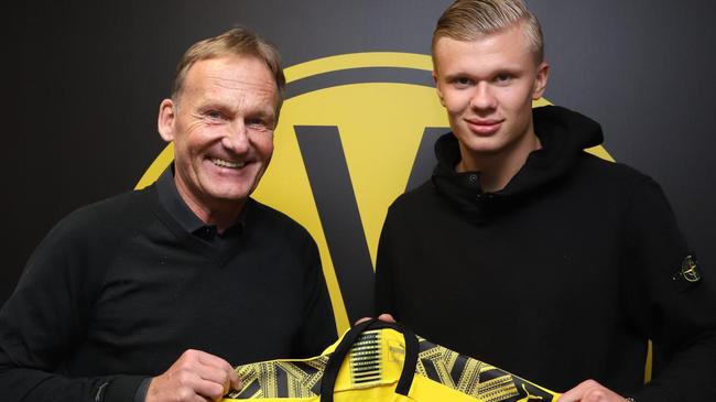 美记：里夫斯是珍妮巴斯力保的球员，湖人管理层不太可能交易他