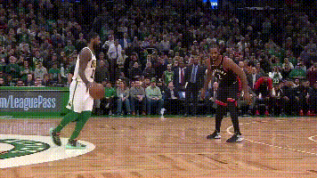 意主审腰间 意主审腰间